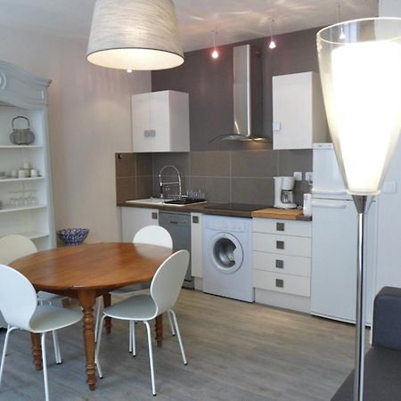 Cosy Flat Market Apartment ลาโรแชล ภายนอก รูปภาพ