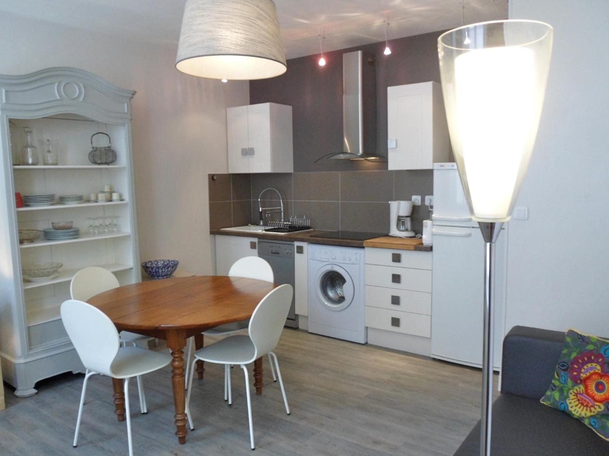 Cosy Flat Market Apartment ลาโรแชล ภายนอก รูปภาพ