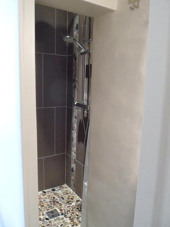 Cosy Flat Market Apartment ลาโรแชล ภายนอก รูปภาพ