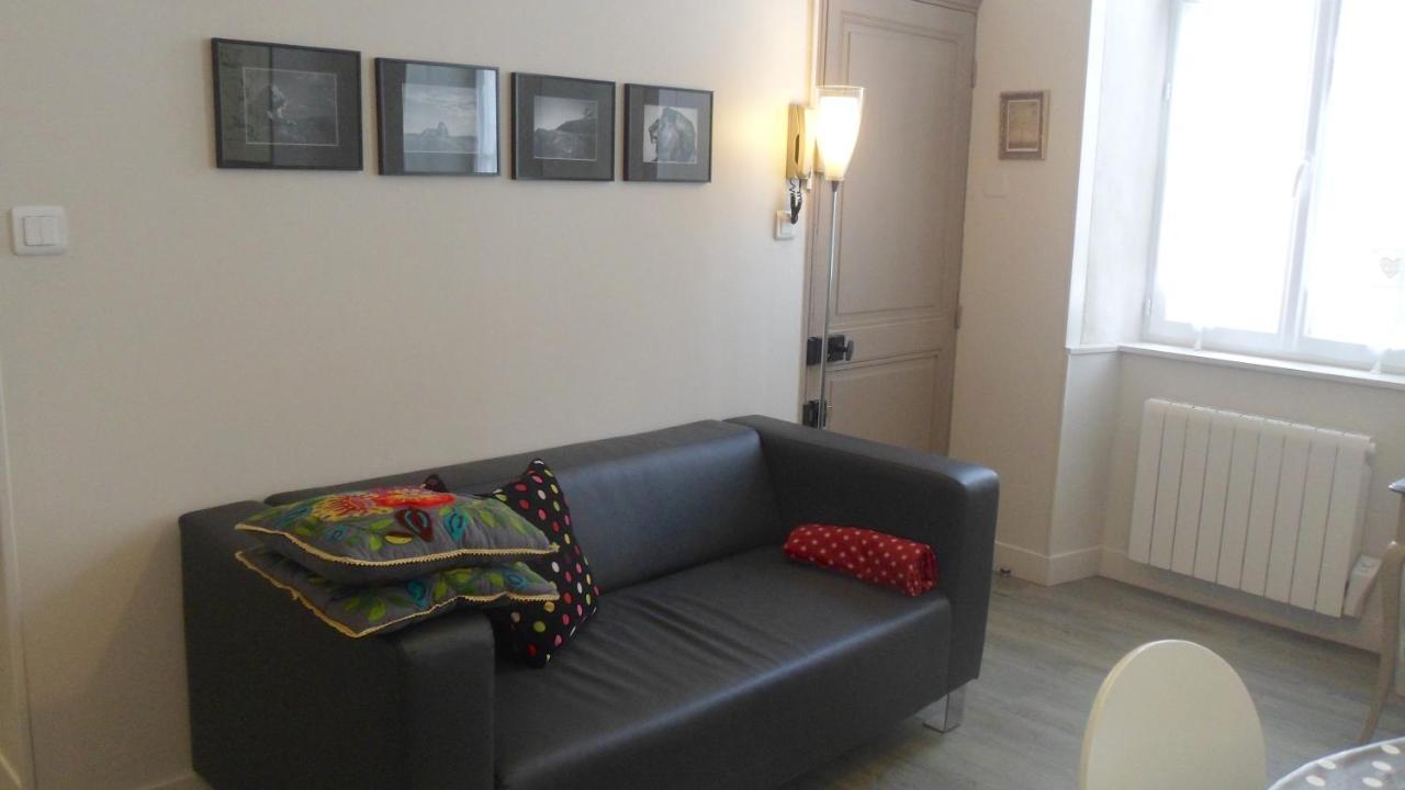 Cosy Flat Market Apartment ลาโรแชล ภายนอก รูปภาพ