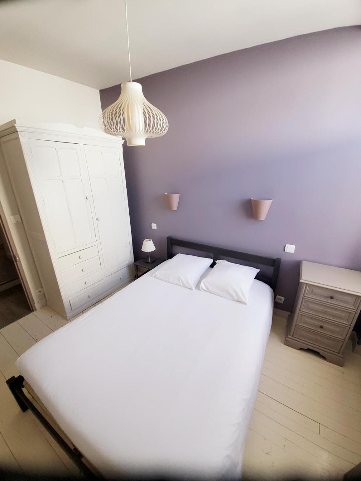 Cosy Flat Market Apartment ลาโรแชล ภายนอก รูปภาพ